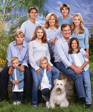 cast001s.jpg